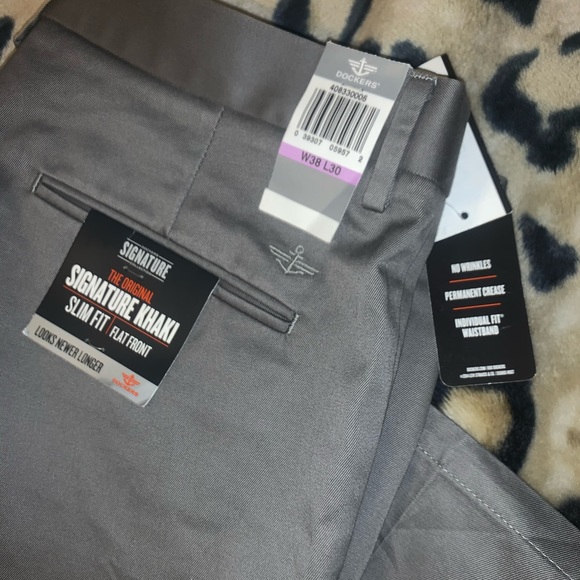 Dockers Other - Dockers khaki